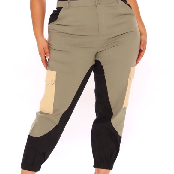 FASHION NOVA CARGO COLOR BLOCK JOGGER - Picture 1 of 3
